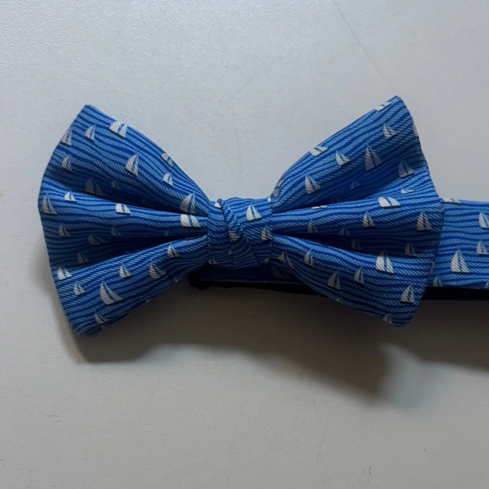 Vineyard Vines Blue Bow Tie with Sailboat Pattern